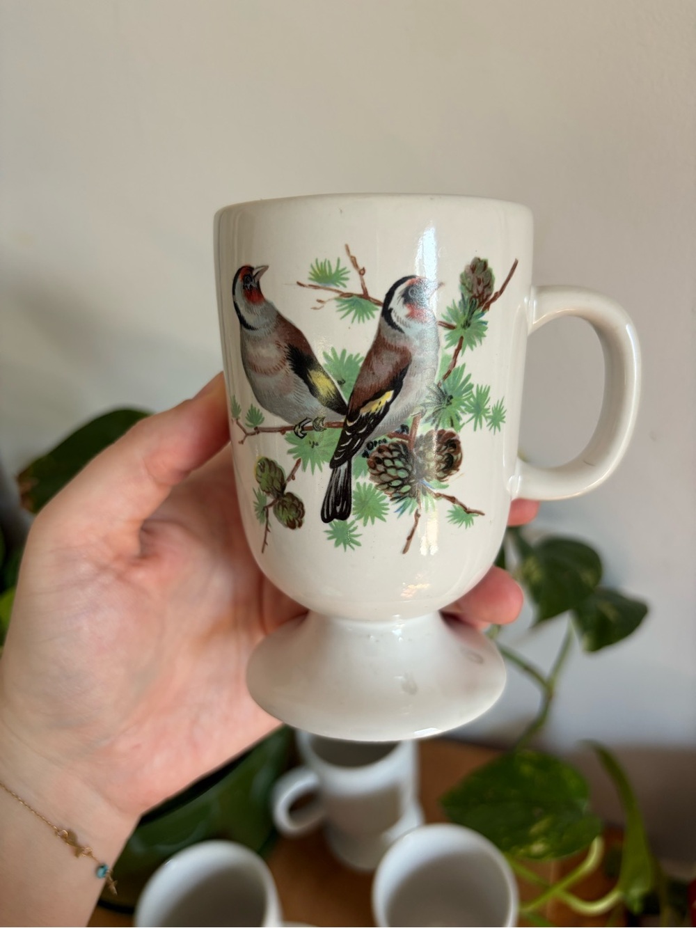 Set of 4 Vintage Ceramic Bird Mugs - Picture 9 of 13